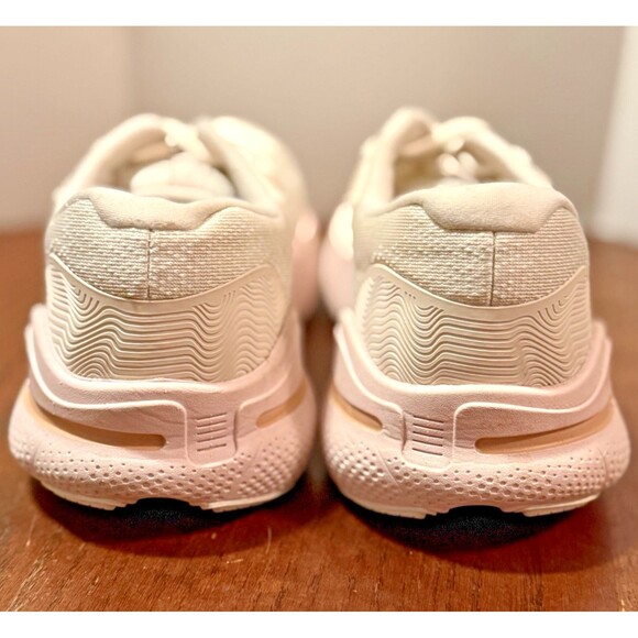 Brooks Ghost Max Womens 8.5 B Shoes Running Sneaker Gym Gray Pink 1203951B135 - Picture 5 of 12